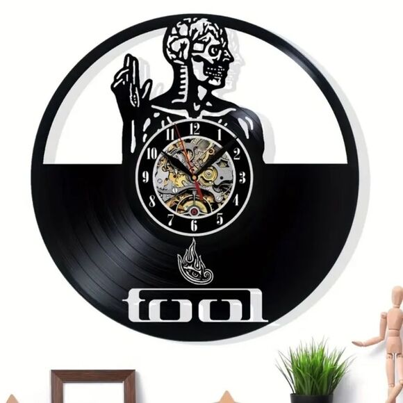 NEW TOOL Vinyl Record Album Carved Wall Clock Maynard‎ James Keenan Metal Band - Picture 1 of 5